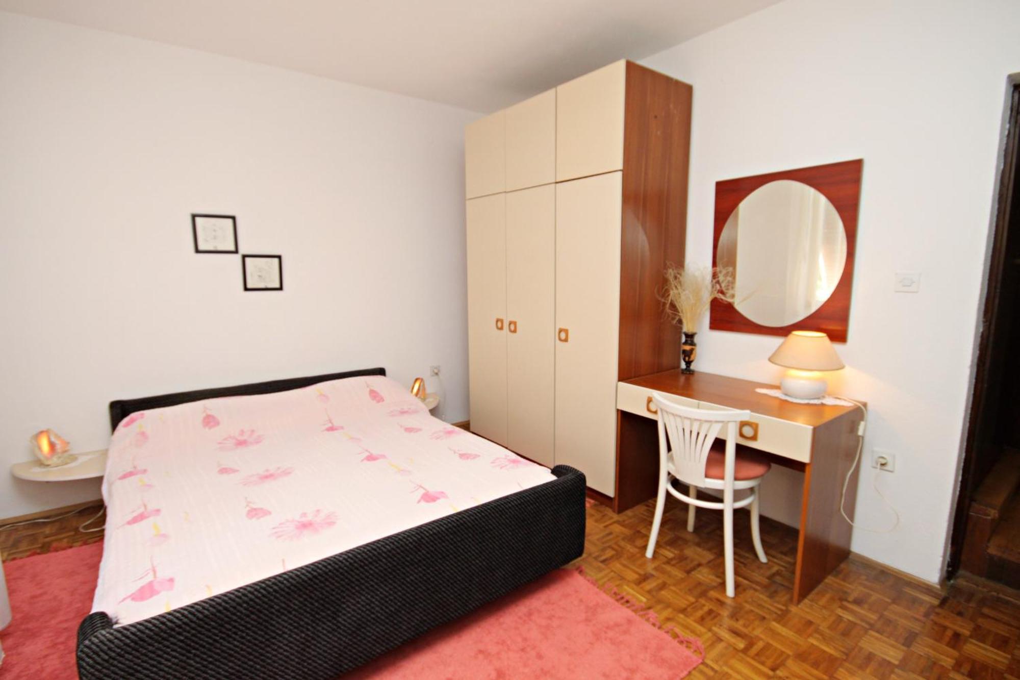 Apartments By The Sea Novi Vinodolski - 5558 Habitación foto